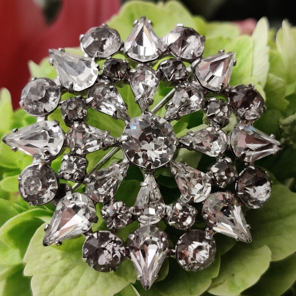 Vintage Joseph Wiener Crystal Brooch - Picture 1 of 12